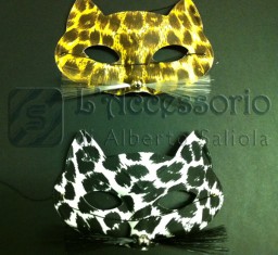 Domino leopardo-giaguaro con baffetti